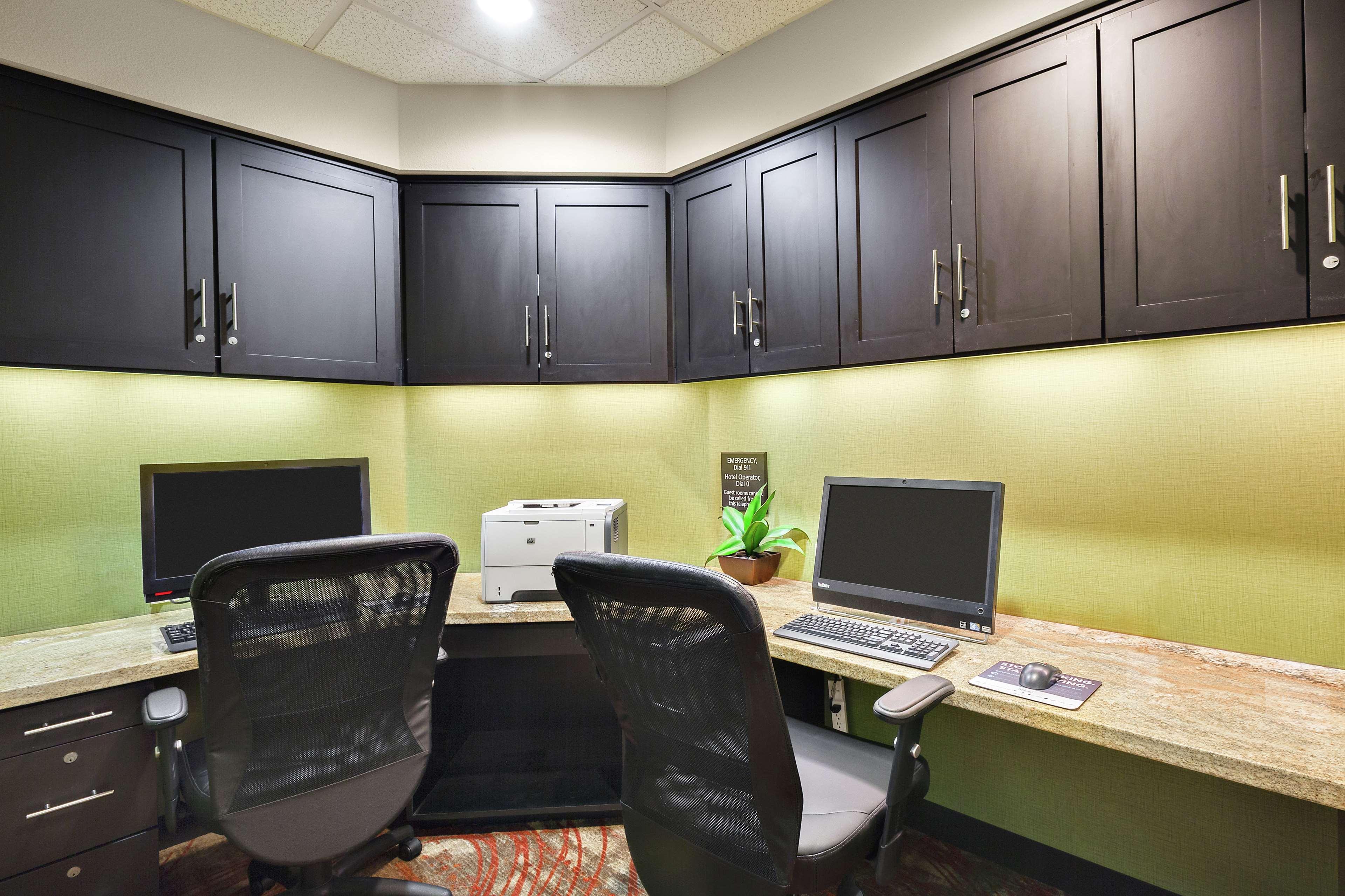 Hampton Inn&Suites San Luis Obispo Buitenkant foto