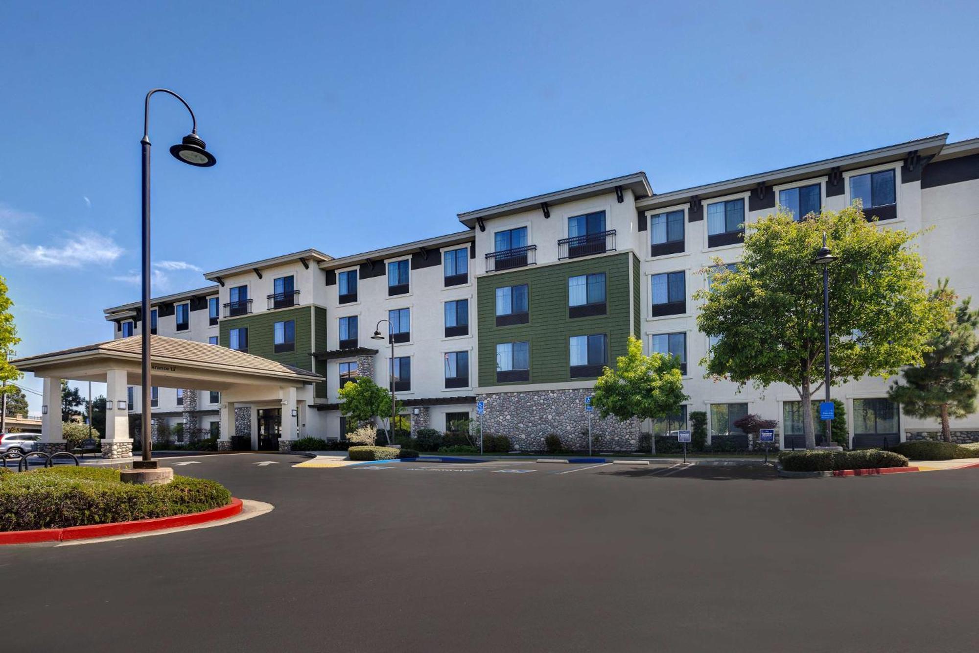 Hampton Inn&Suites San Luis Obispo Buitenkant foto